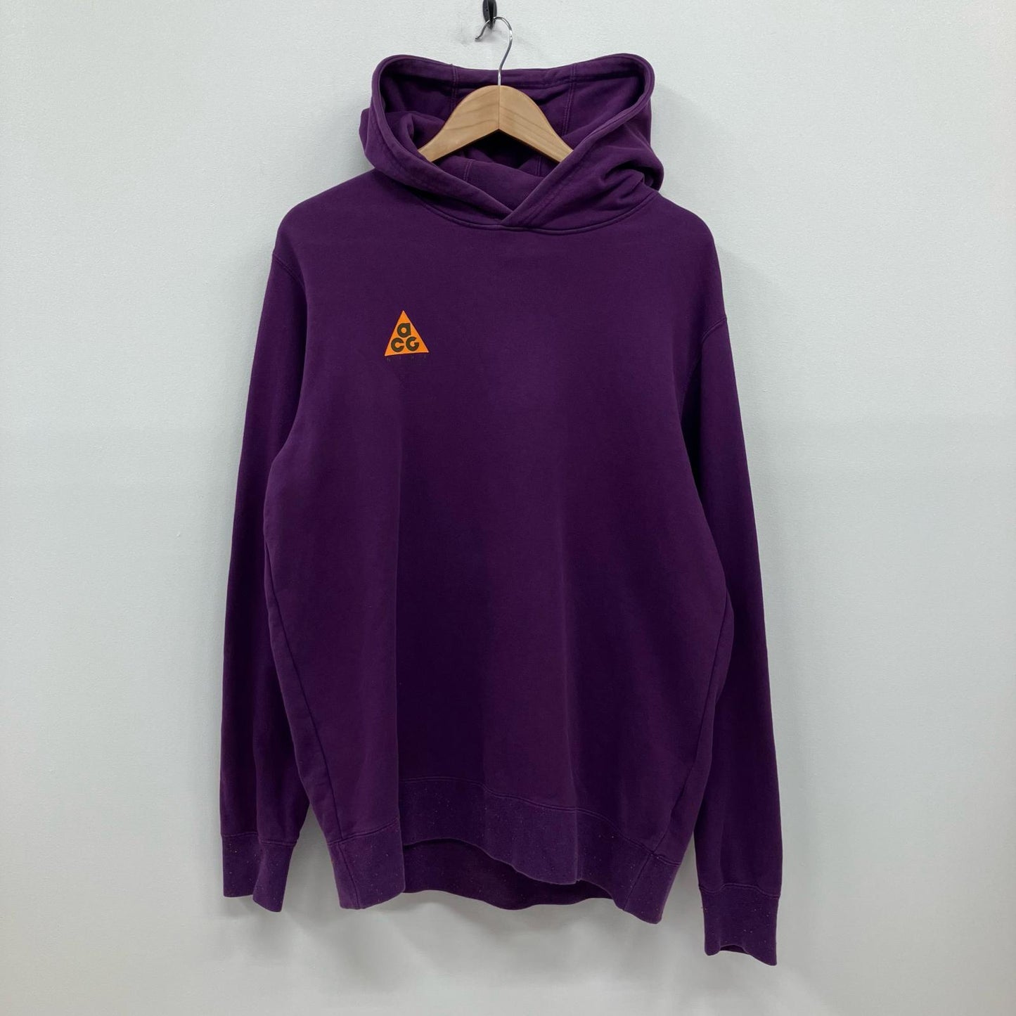 NIKE ACG | ナイキ エーシージー パーカー AT5500-537 パープル サイズ：L【イオン広店】