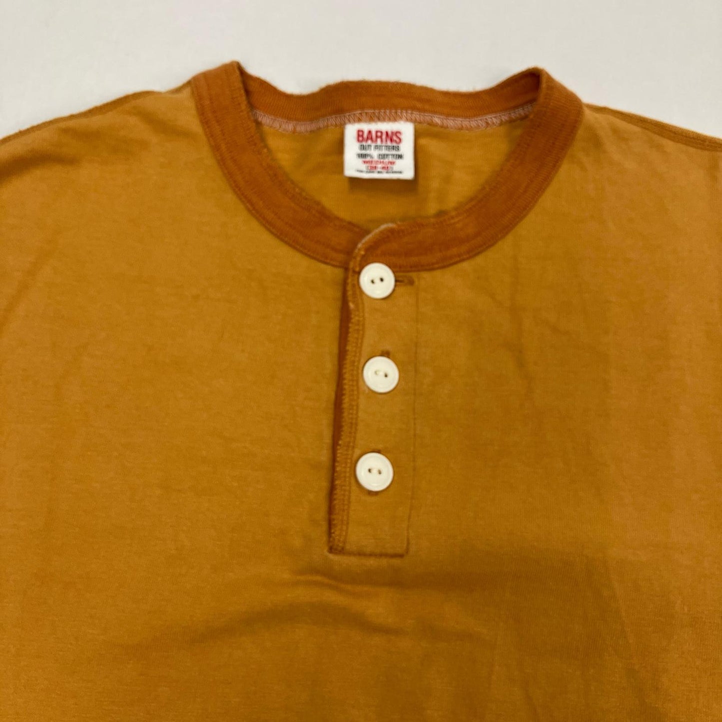 BARNS OUTFITTERS | バーンズアウトフィッターズ 長袖Ｔシャツ イエロー サイズ：M【イオン広店】