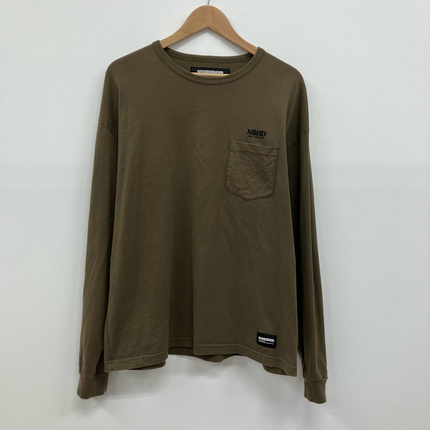 NEIGHBORHOOD | ネイバーフッド Long Sleeve Classic Pocket T-Shirt 長袖Ｔシャツ 232FPNH-CSM09 ブラウン サイズ：L【イオン広店】