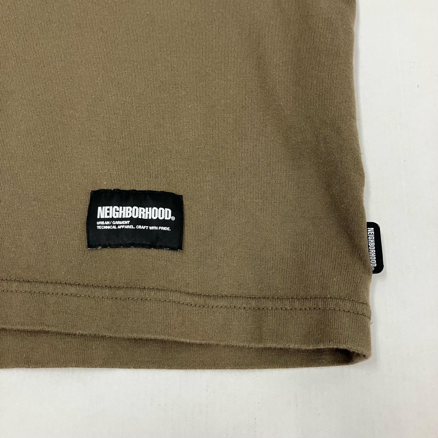 NEIGHBORHOOD | ネイバーフッド Long Sleeve Classic Pocket T-Shirt 長袖Ｔシャツ 232FPNH-CSM09 ブラウン サイズ：L【イオン広店】