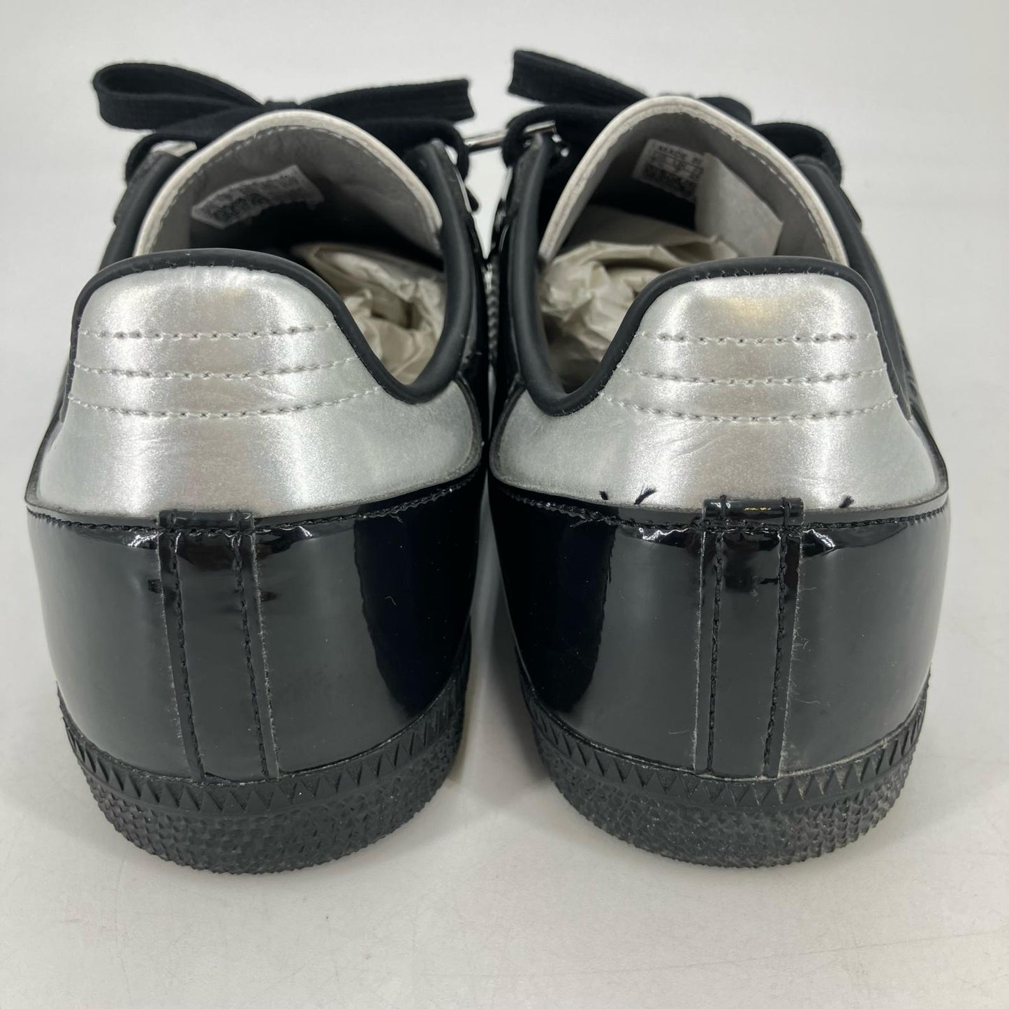 adidas Originals | アディダスオリジナルス Samba 'Tuxedo' スニーカー IH3364 シルバー 25cm【イオン広店】