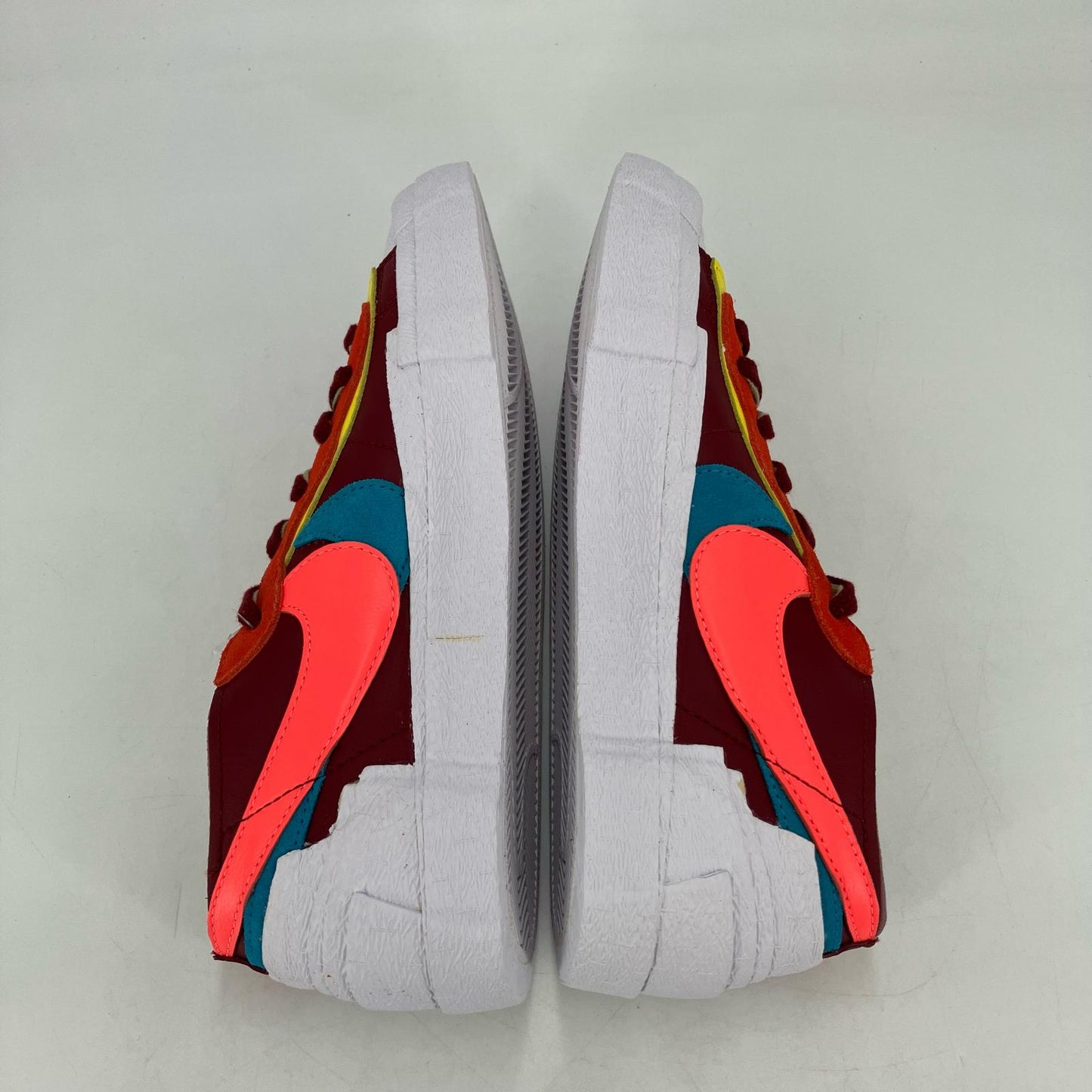 NIKE | ナイキ KAWS × sacai × Nike Blazer Low スニーカー DM7901-600 マルチカラー 26.5cm【イオン広店】