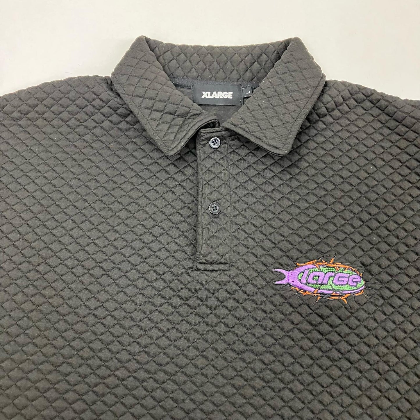 X-LARGE | エクストララージ BARBED WIRE POLO SHIRT ポロシャツ 101242013003 ブラック サイズ：L【イオン広店】