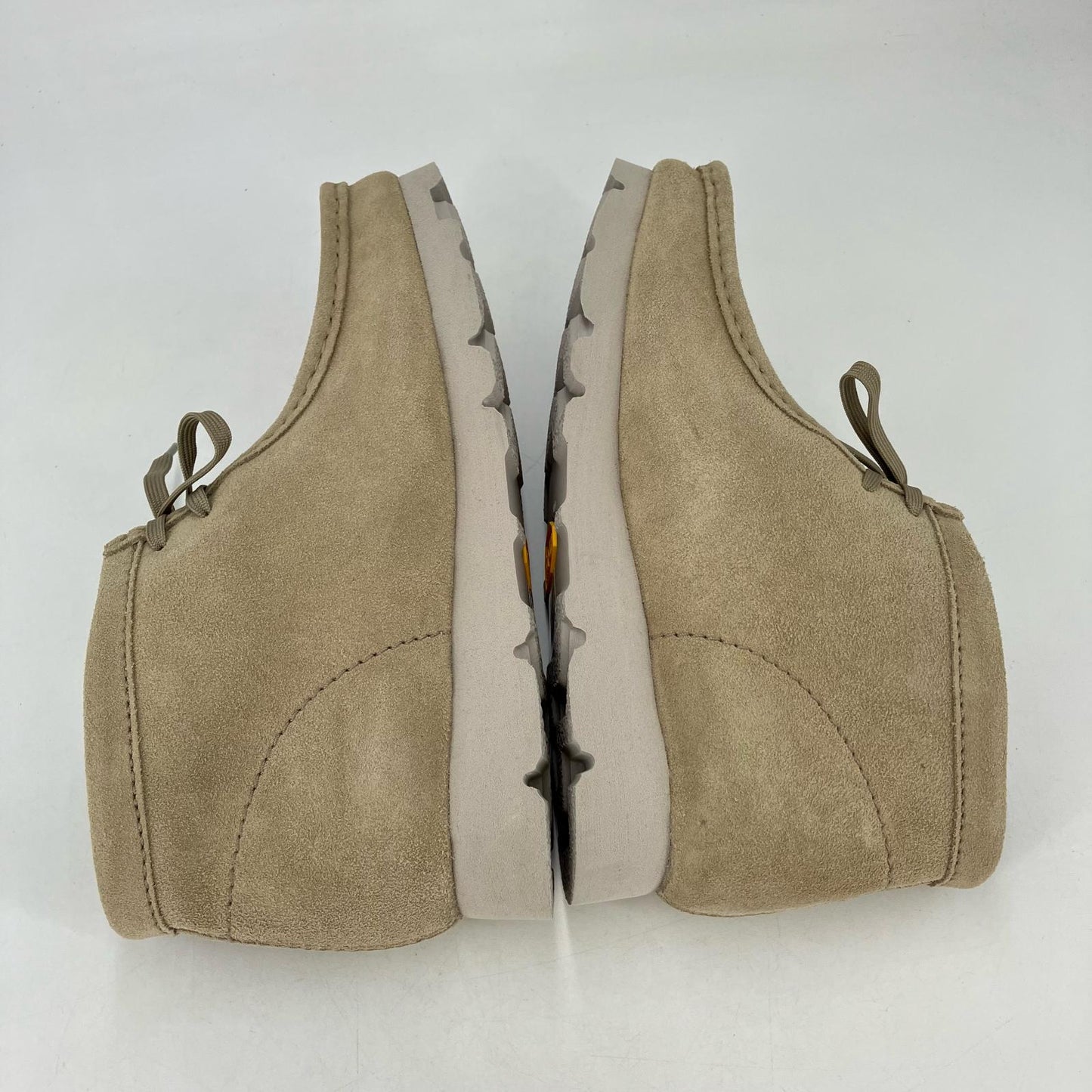 Clarks | クラークス WALLABEEBTB GTX その他靴 ベージュ 27cm【イオン広店】