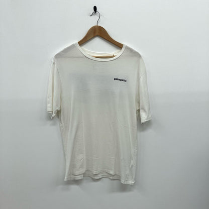 patagonia | パタゴニア P-6 ミッションオーガニックTシャツ 半袖Ｔシャツ 37529 ホワイト サイズ：S【イオン広店】
