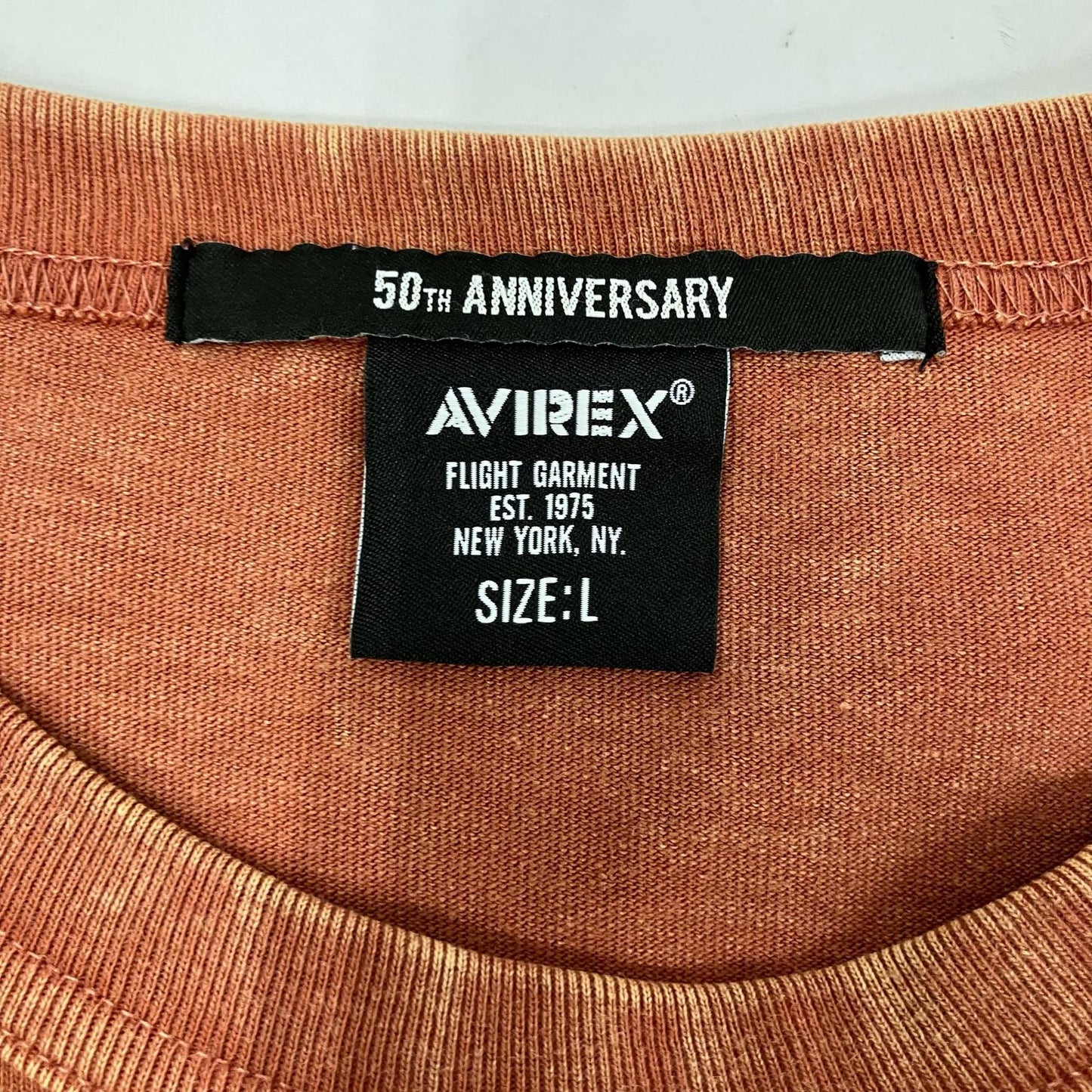 AVIREX | アヴィレックス HALF CENTURY ANNIV TEE 半袖Ｔシャツ 783-5234001 ブラウン サイズ：L【イオン広店】