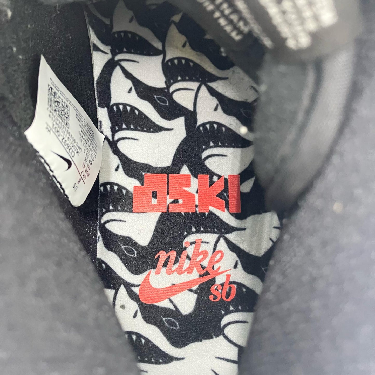 NIKE SB | ナイキエスビー OSKI × Nike SB Shark Dunk High Pro スニーカー CI2692-001 ブラック 26cm【イオン広店】