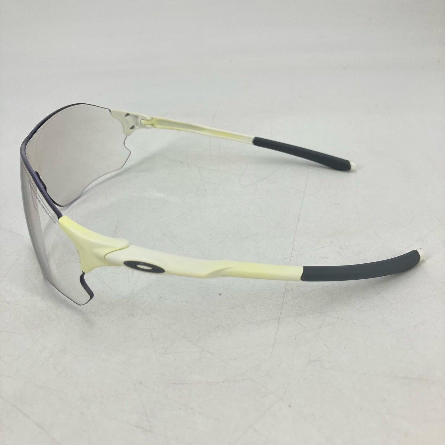 OAKLEY | オークリー EVZERO PATH サングラス 9313-06 ホワイト【イオン広店】