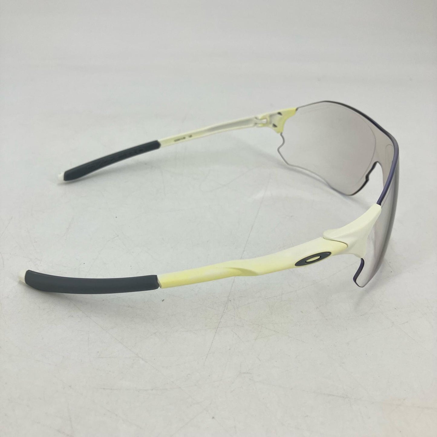 OAKLEY | オークリー EVZERO PATH サングラス 9313-06 ホワイト【イオン広店】