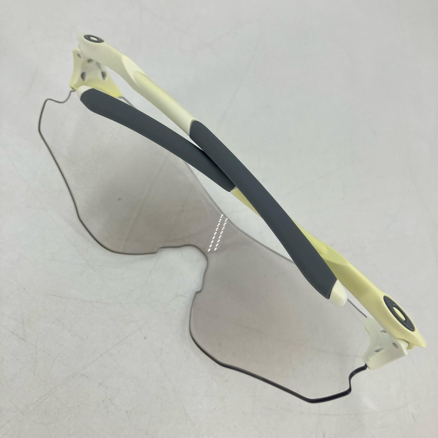 OAKLEY | オークリー EVZERO PATH サングラス 9313-06 ホワイト【イオン広店】
