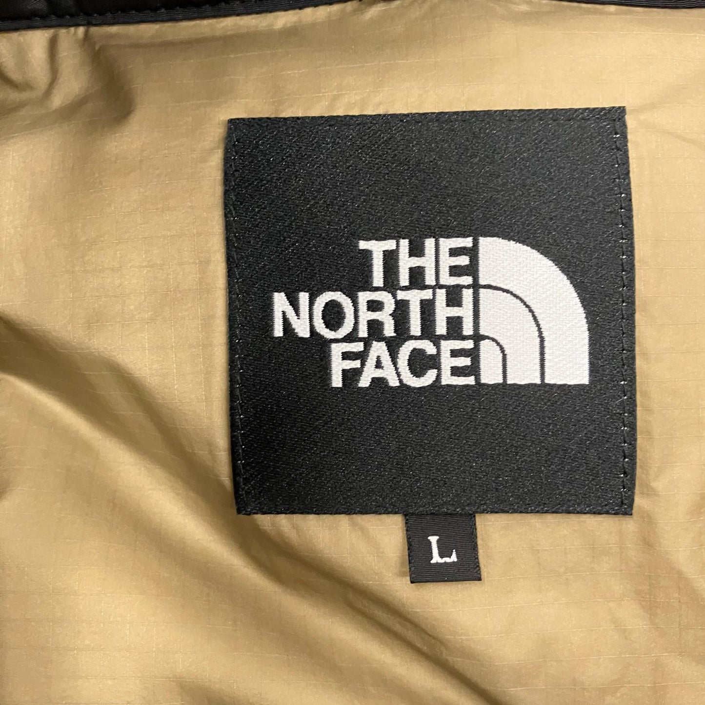 THE NORTH FACE | ザ・ノースフェイス STUFFED SHIRT ダウンジャケット ND92532 ブラック サイズ：L【イオン広店】