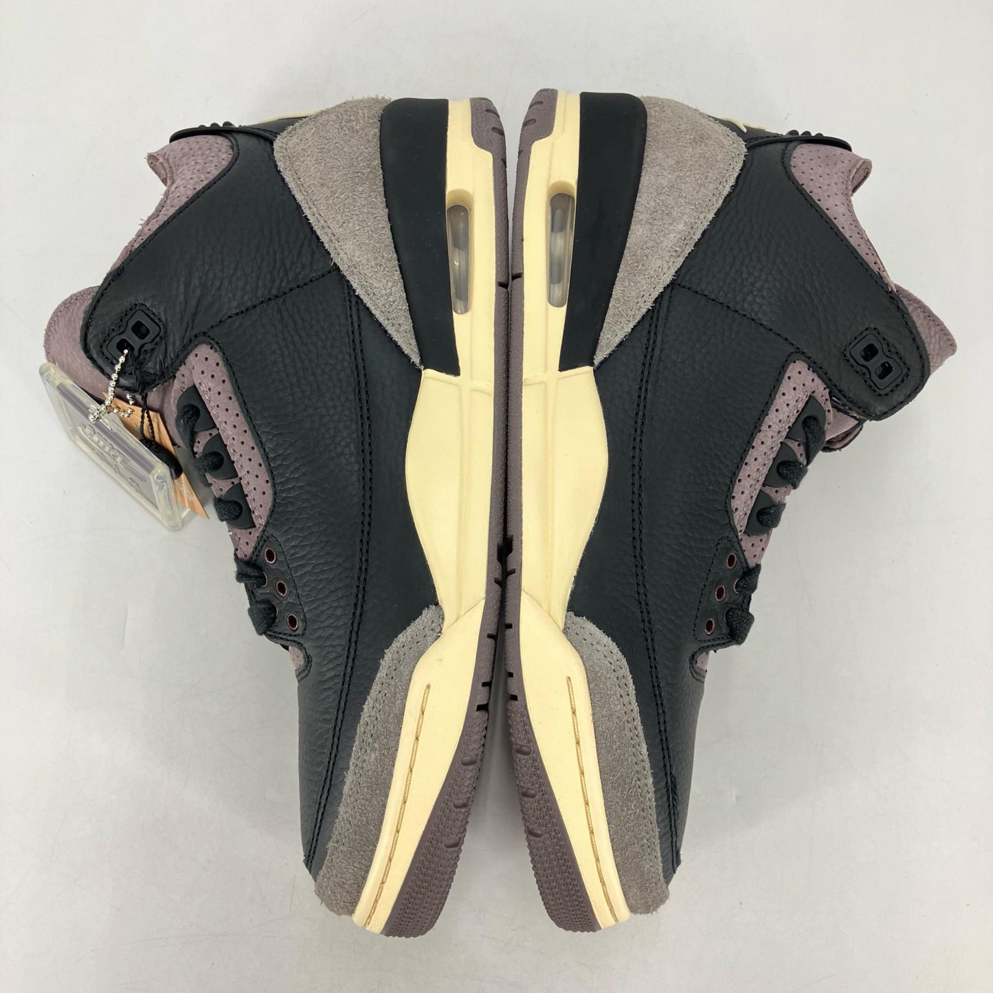 NIKE | ナイキ A Ma Maniere × Nike Women's Air Jordan 3 Retro OG SP 'Black and Flat Pewter/WYWS' スニーカー FZ4811-001 ブラウン 29cm【イオン広店】