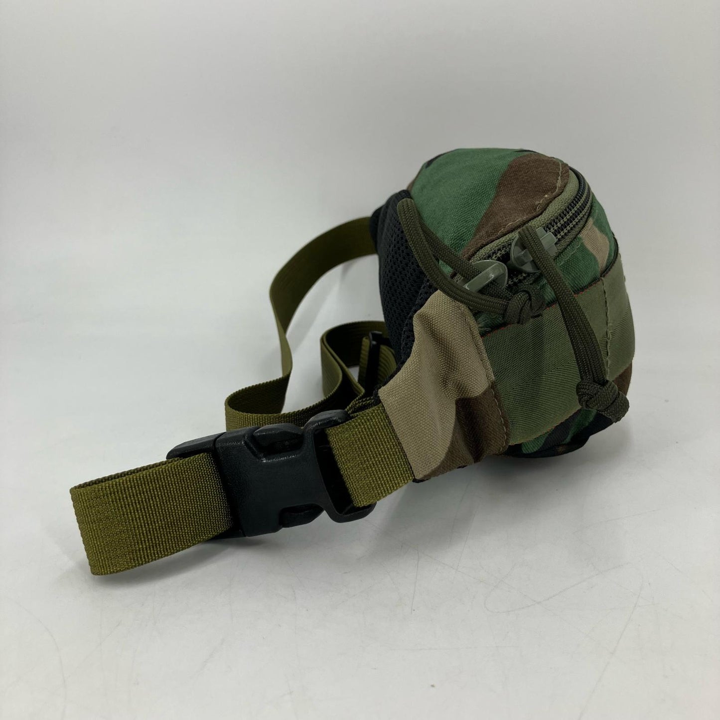 BRIEFING | ブリーフィング FLIGHT LIGHT MINI POD ウエストバッグ カモ【イオン広店】