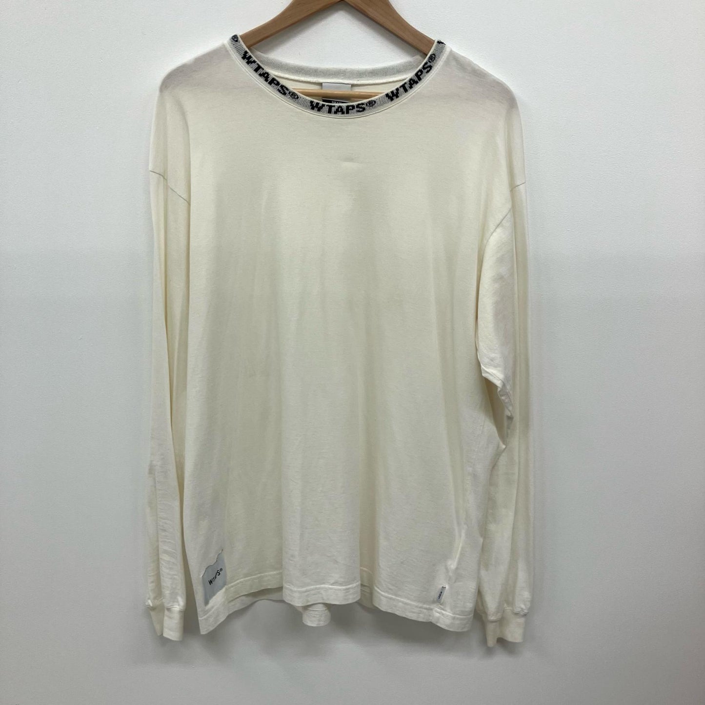 W)TAPS | ダブルタップス 長袖Ｔシャツ 201ATDT-CSM15 ホワイト サイズ：2【イオン広店】