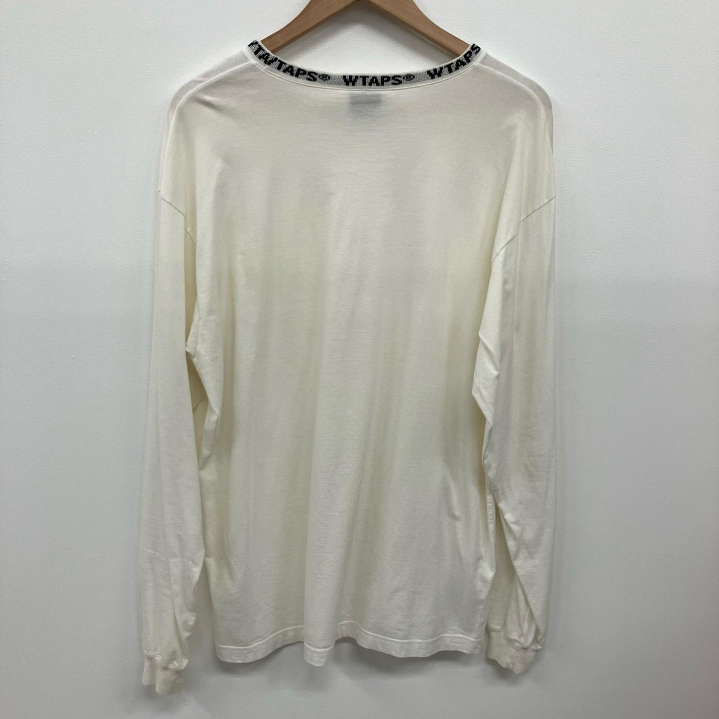 W)TAPS | ダブルタップス 長袖Ｔシャツ 201ATDT-CSM15 ホワイト サイズ：2【イオン広店】