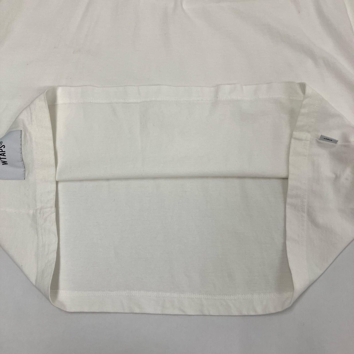 W)TAPS | ダブルタップス 長袖Ｔシャツ 201ATDT-CSM15 ホワイト サイズ：2【イオン広店】