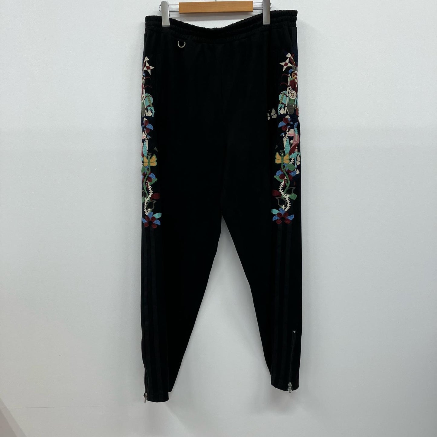doublet | ダブレット CHAOS EMBROIDERY SUEDE TRACK PANTS パンツ 20AW20PT135 ブラック サイズ：XL【イオン広店】