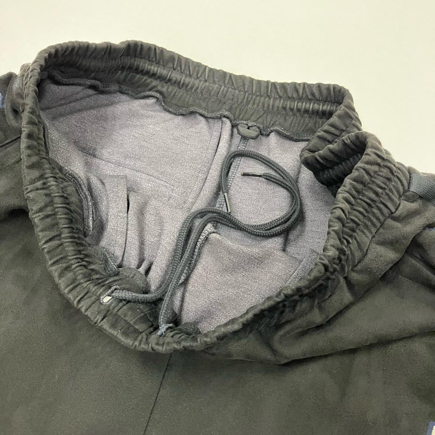 doublet | ダブレット CHAOS EMBROIDERY SUEDE TRACK PANTS パンツ 20AW20PT135 ブラック サイズ：XL【イオン広店】