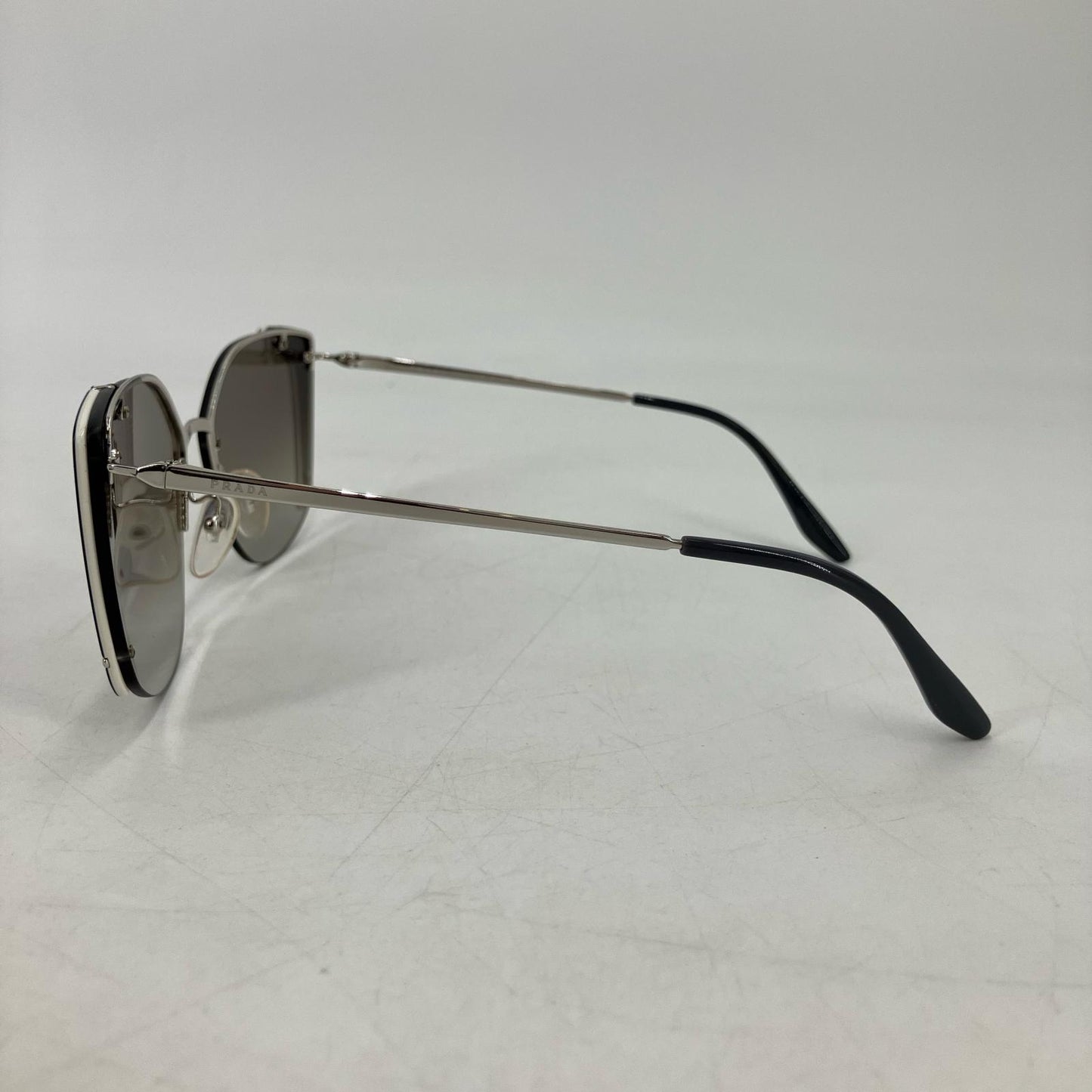 PRADA | プラダ サングラス SPR59V シルバー【イオン広店】