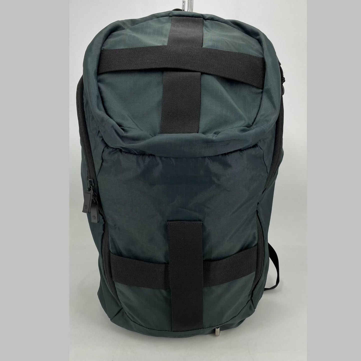 MOUNTAIN HARDWEAR | マウンテンハードウェア × N.HOOLYWOOD リュック・デイパック OE2131 ブラック【イオン広店】