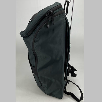 MOUNTAIN HARDWEAR | マウンテンハードウェア × N.HOOLYWOOD リュック・デイパック OE2131 ブラック【イオン広店】