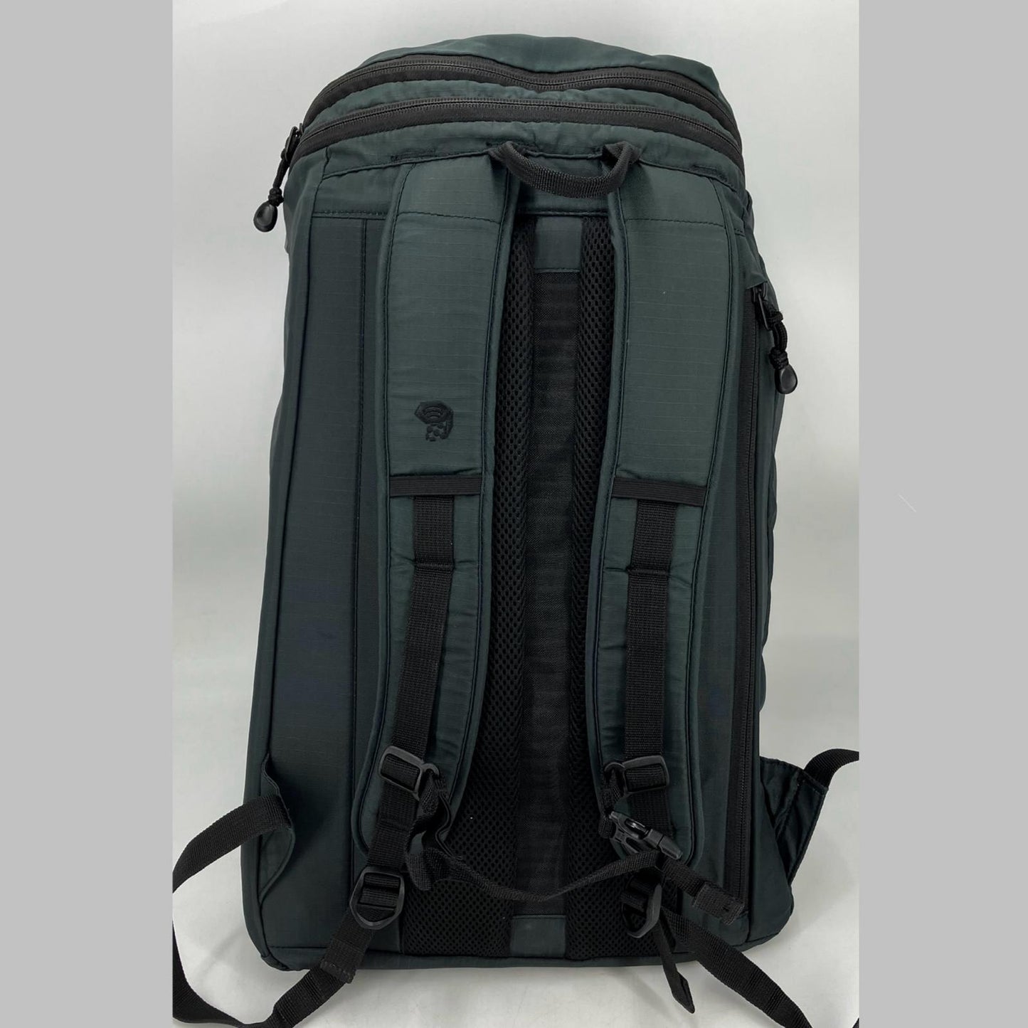 MOUNTAIN HARDWEAR | マウンテンハードウェア × N.HOOLYWOOD リュック・デイパック OE2131 ブラック【イオン広店】