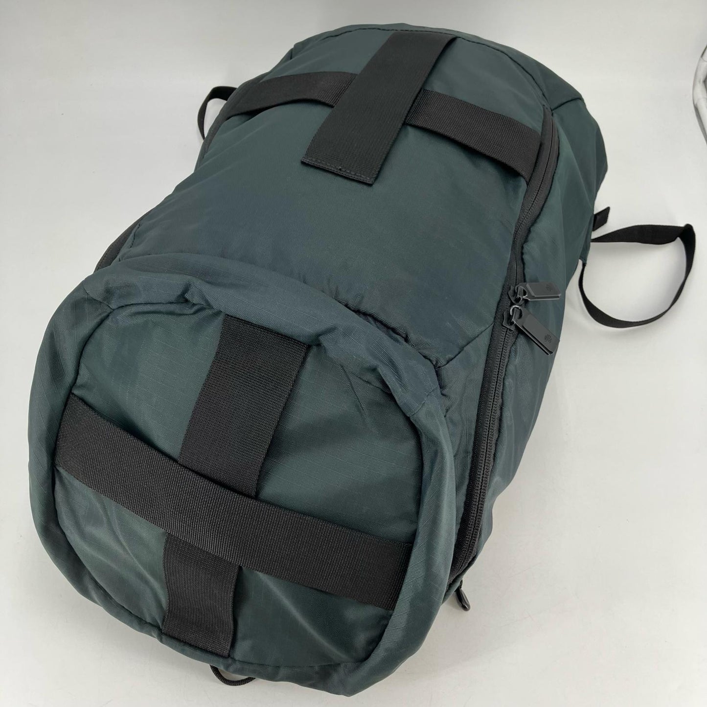 MOUNTAIN HARDWEAR | マウンテンハードウェア × N.HOOLYWOOD リュック・デイパック OE2131 ブラック【イオン広店】