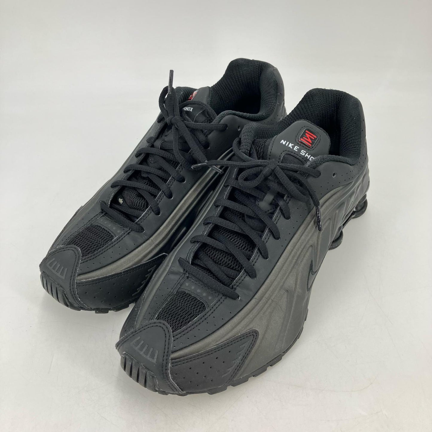 NIKE | ナイキ SHOX R4 スニーカー HQ1988-001 ブラック 29cm【イオン広店】