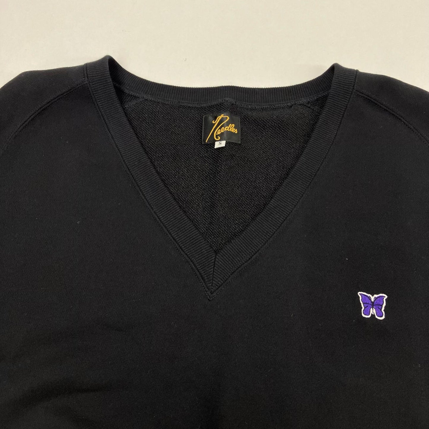 Needles | ニードルス L/S V NECK SWEAT C/PE JERSEY スウェット MR301 ブラック サイズ：S【イオン広店】