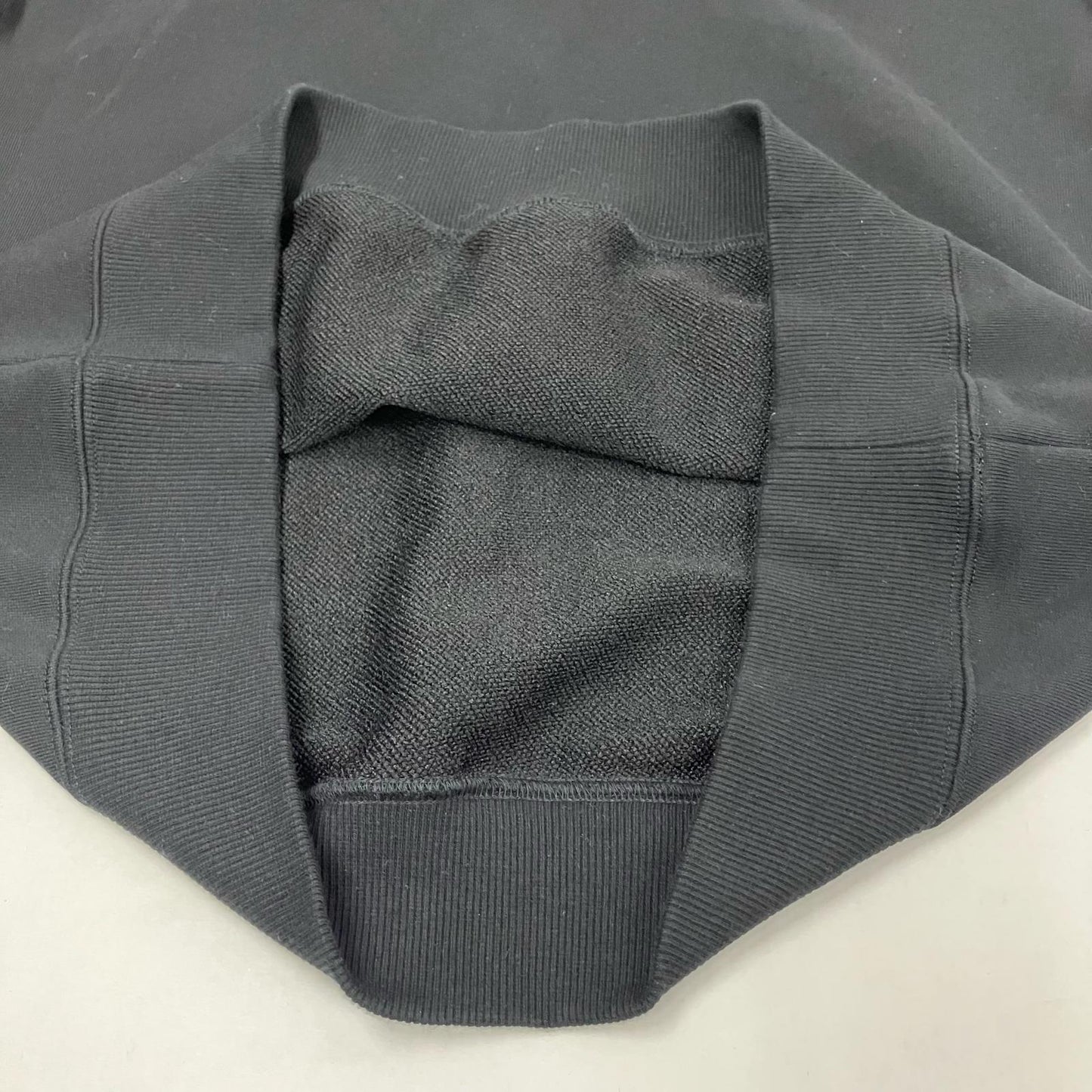 Needles | ニードルス L/S V NECK SWEAT C/PE JERSEY スウェット MR301 ブラック サイズ：S【イオン広店】