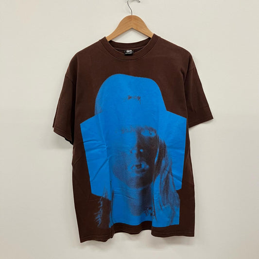 STUSSY | ステューシー COMPARED TO WHAT? 半袖Ｔシャツ ブラウン サイズ：L【イオン広店】