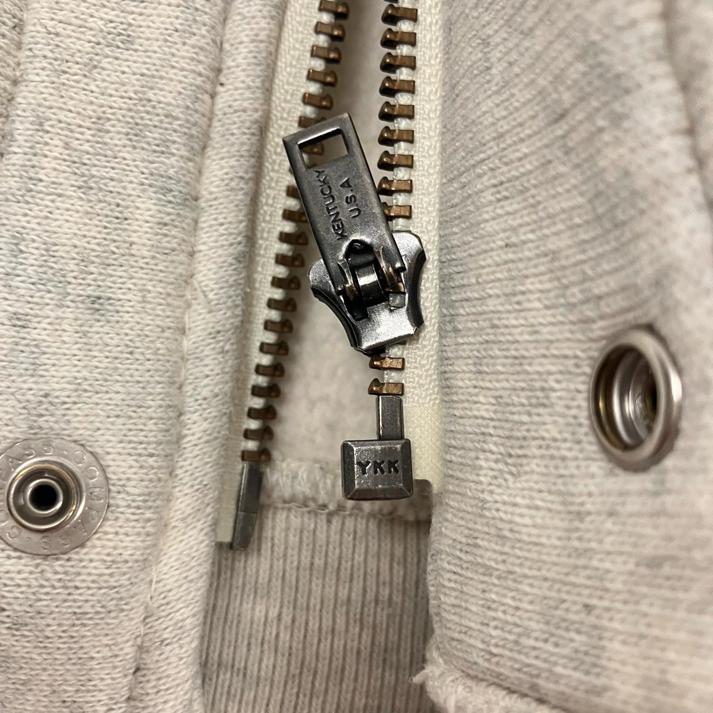 Champion | チャンピオン REVERSE WEAVE スタジャン C8-N035 グレー サイズ：M【イオン広店】