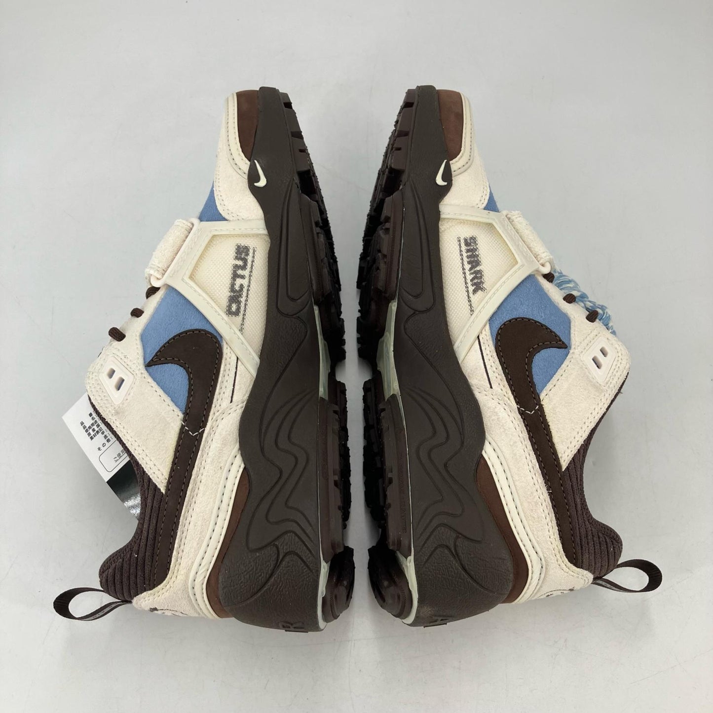 NIKE | ナイキ Travis Scott × Nike Zoom Field Jaxx スニーカー HQ3072-400 ブラウン 26cm【イオン広店】