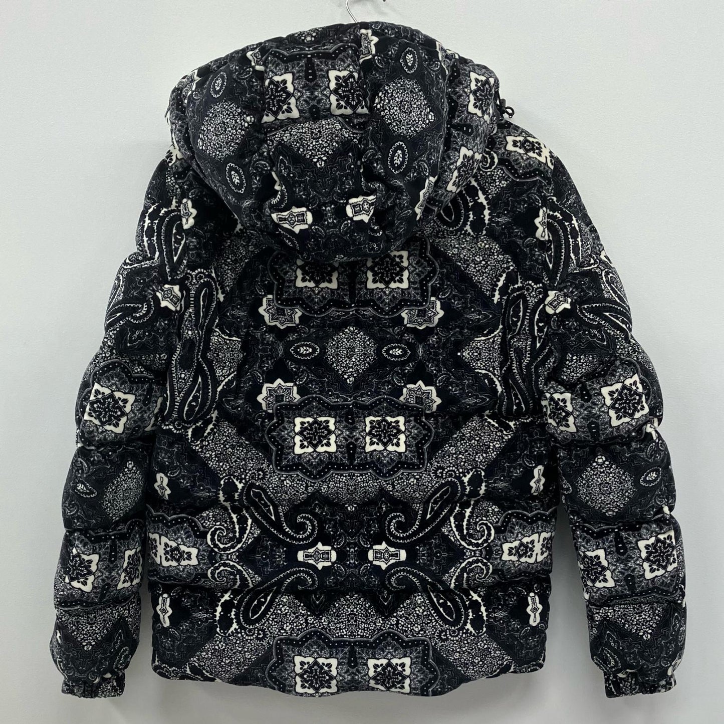 MONCLER | モンクレール Gartempe ダウンジャケット I20911A00022 サイズ：3【イオン広店】