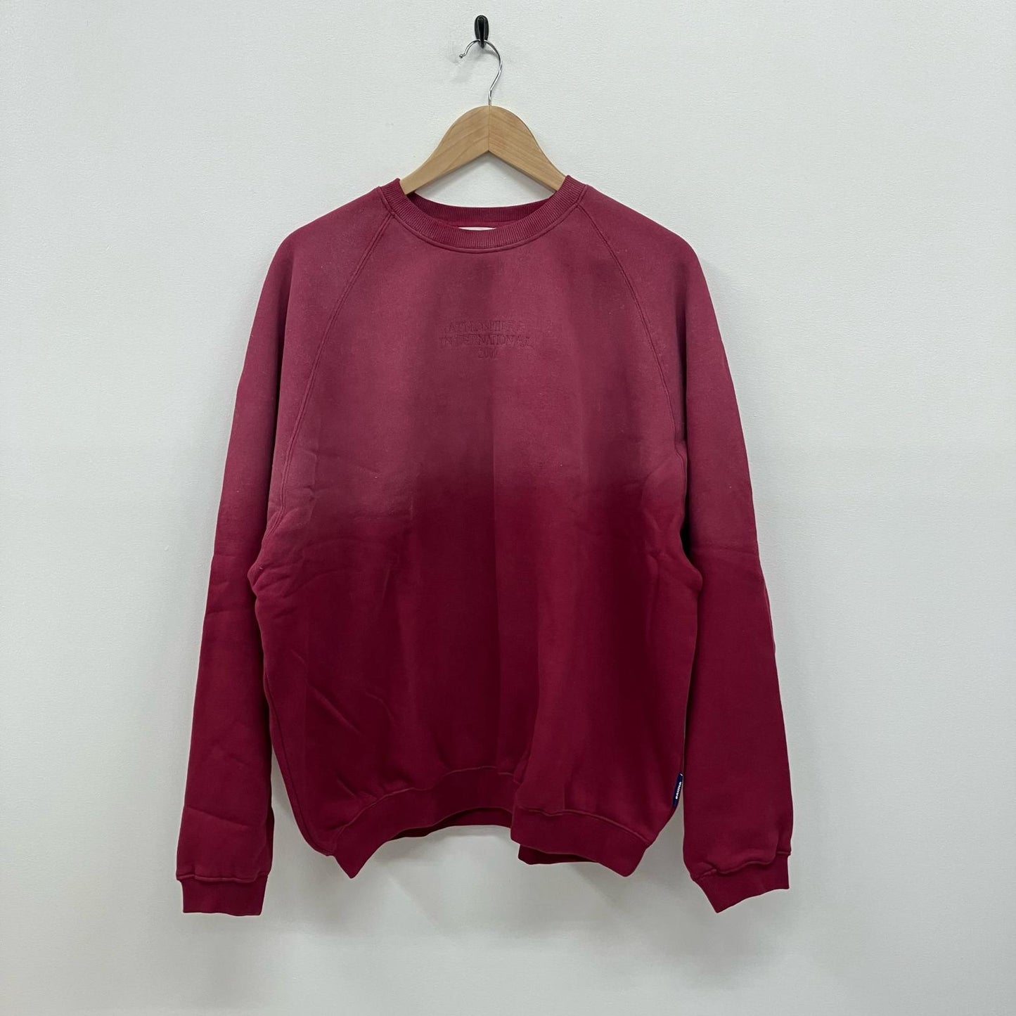 atmos | アトモス Fade Color Sweatshirt スウェット MAASP-SW009 レッド サイズ：L【イオン広店】