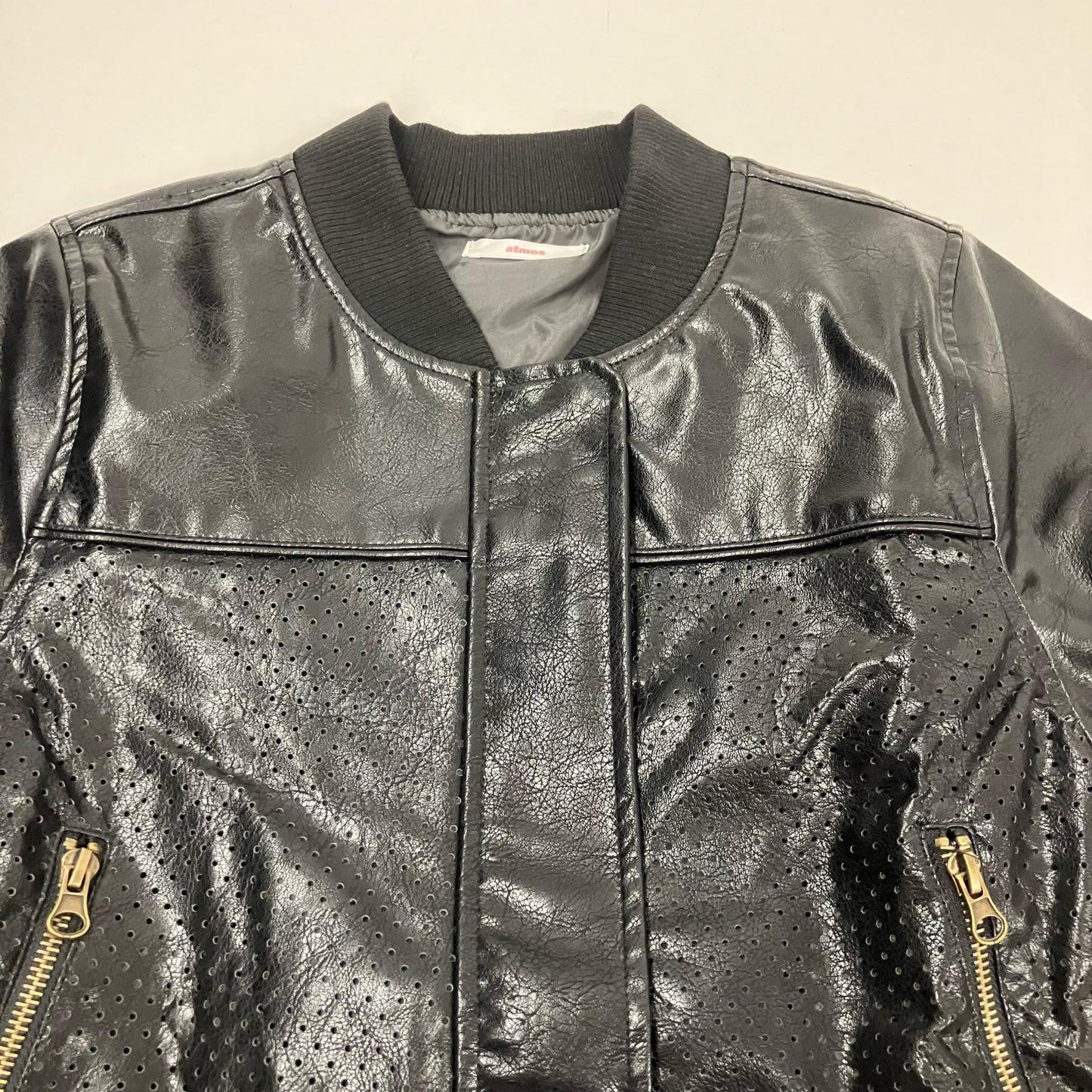 atmos | アトモス パンチング ヴィーガン レザージャケット レザー 24SS-AYJK01 ブラック【イオン広店】