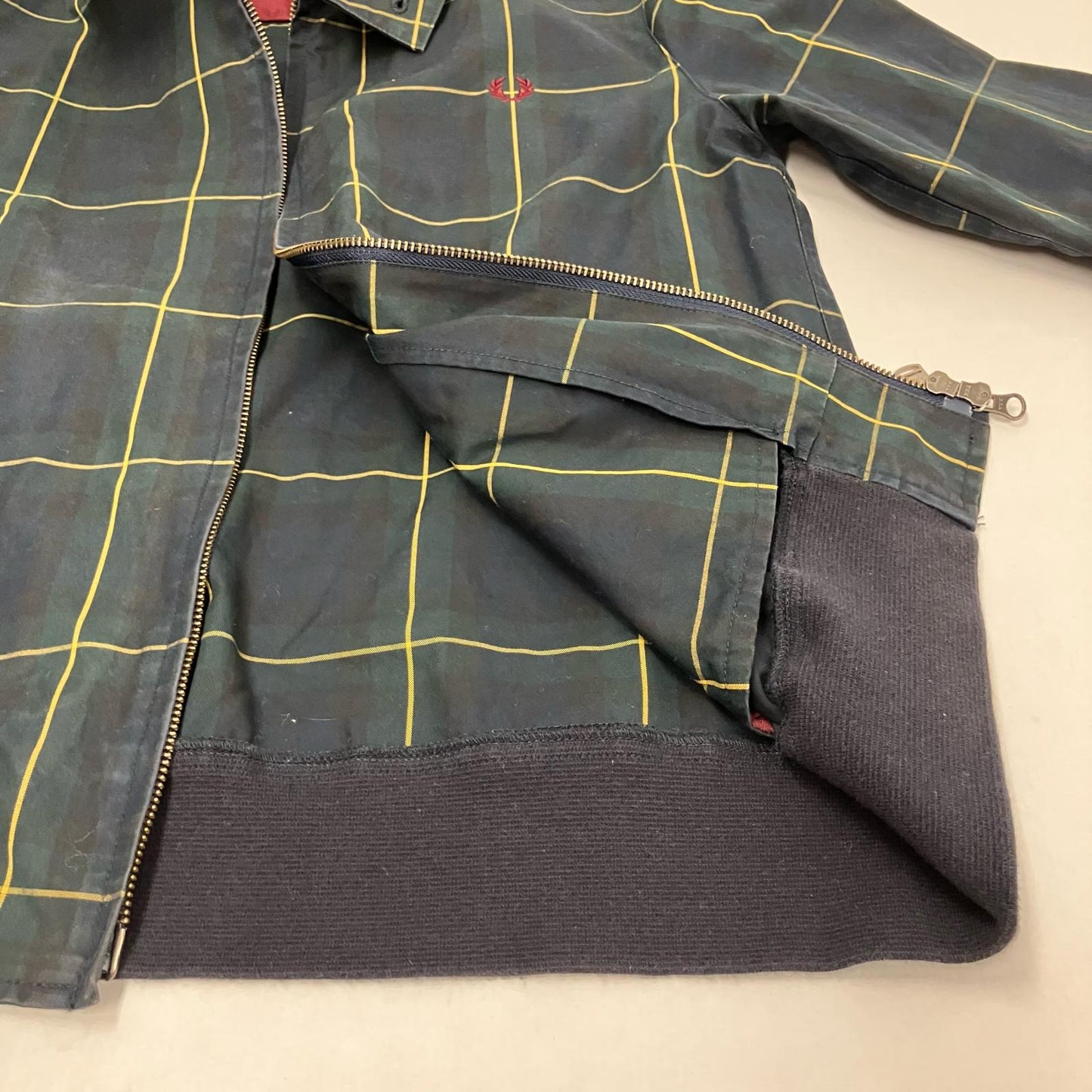 FRED PERRY | フレッドペリー その他アウター F2472 サイズ：M【イオン広店】
