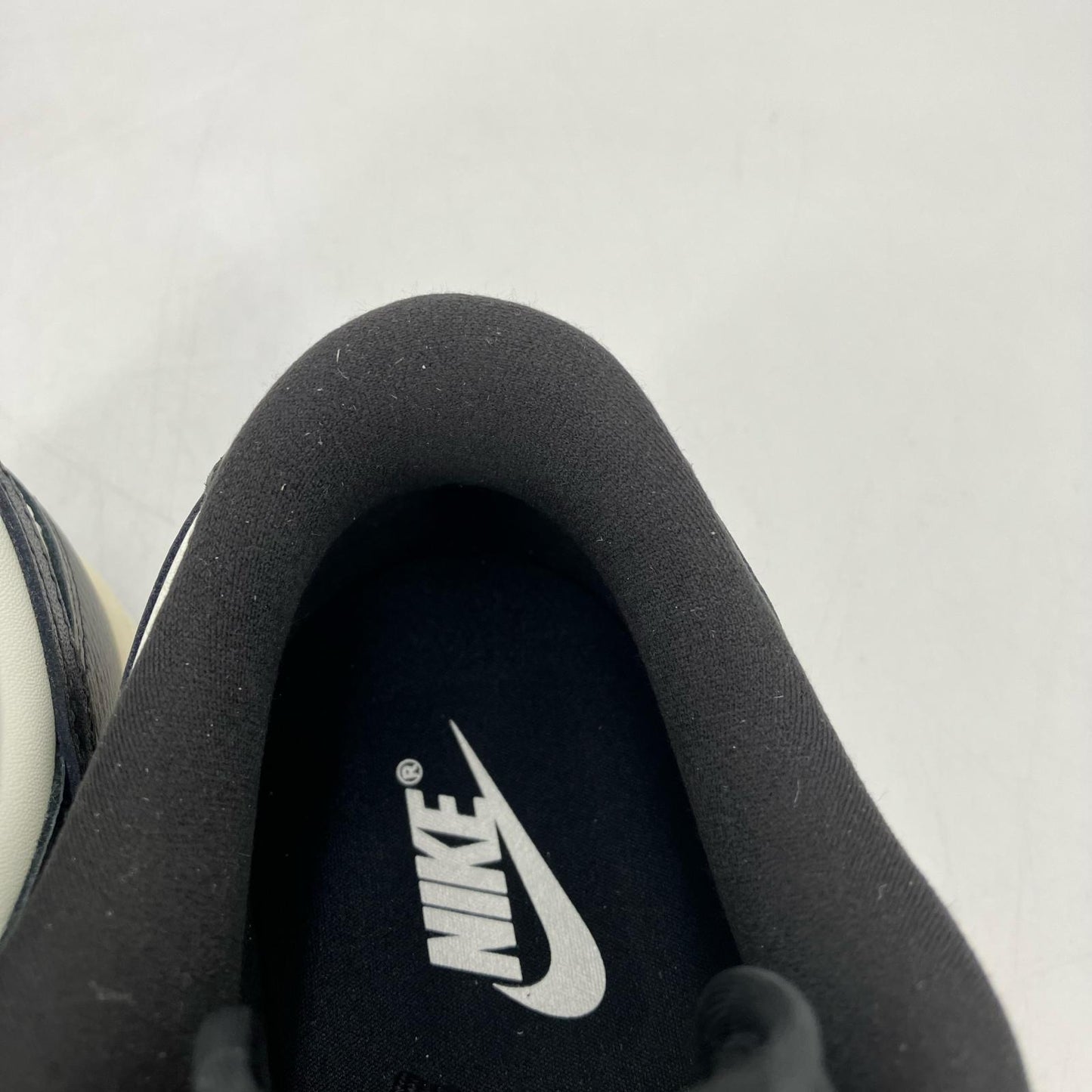 NIKE | ナイキ Dunk Low SE Women's スニーカー HQ7487-100 ブラック 26.5cm【イオン広店】