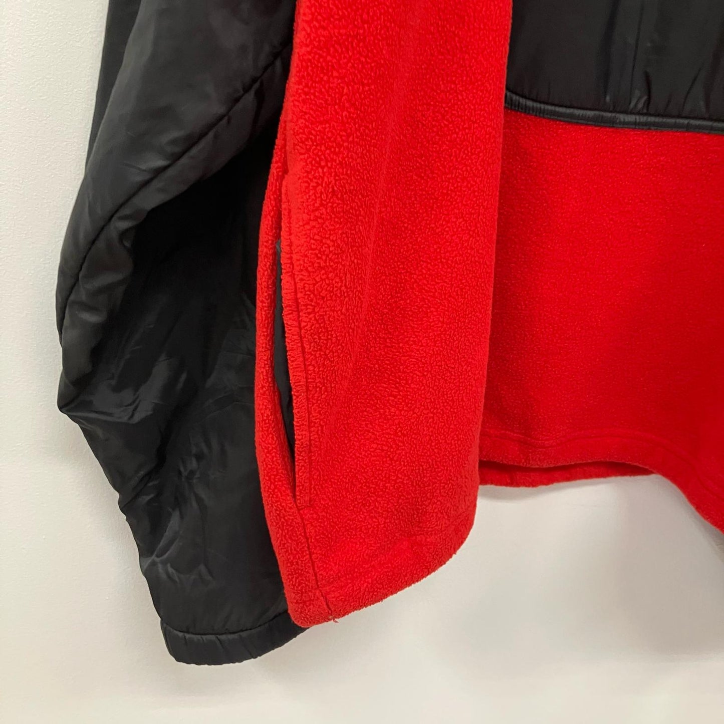 Champion | チャンピオン EDGEWOOD COLLEGE その他アウター レッド サイズ：XL【イオン広店】