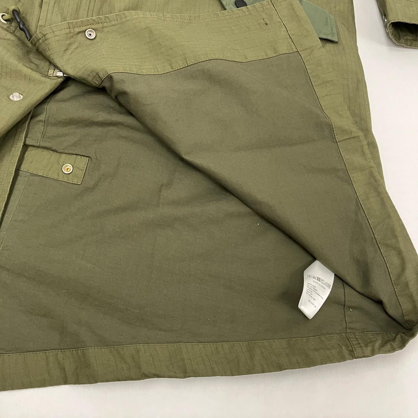 VANS | バンズ M-51 その他アウター 121K1090200 カーキ サイズ：M【イオン広店】