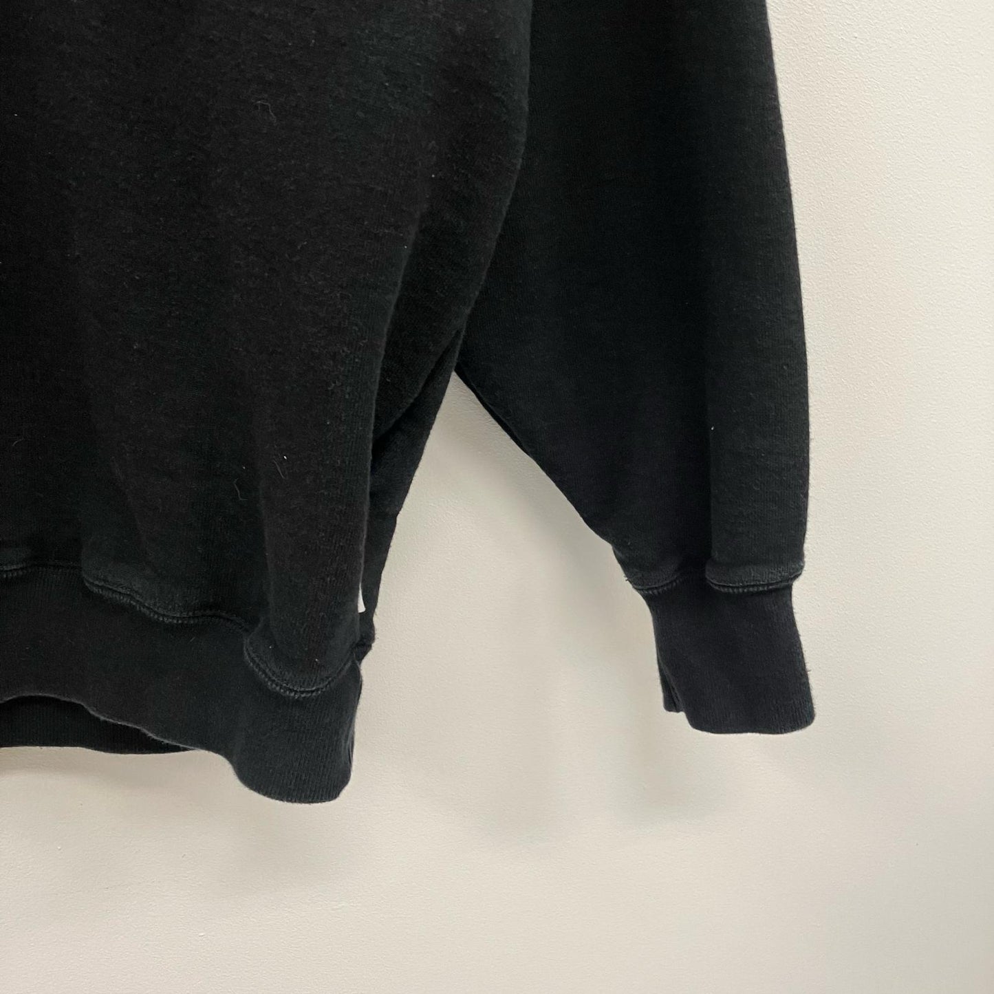 W)TAPS | ダブルタップス SIGN 02/SWEATER/COTTON スウェット 242ATDT-CSM22 ブラック サイズ：2【イオン広店】