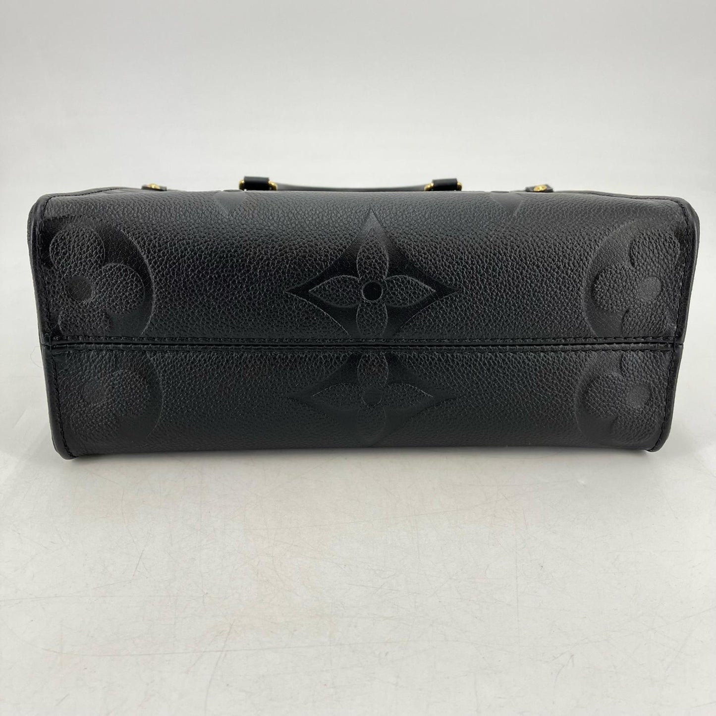LOUIS VUITTON | ルイ・ヴィトン オンザゴー PM ショルダーバッグ M45653 ブラック【イオン広店】