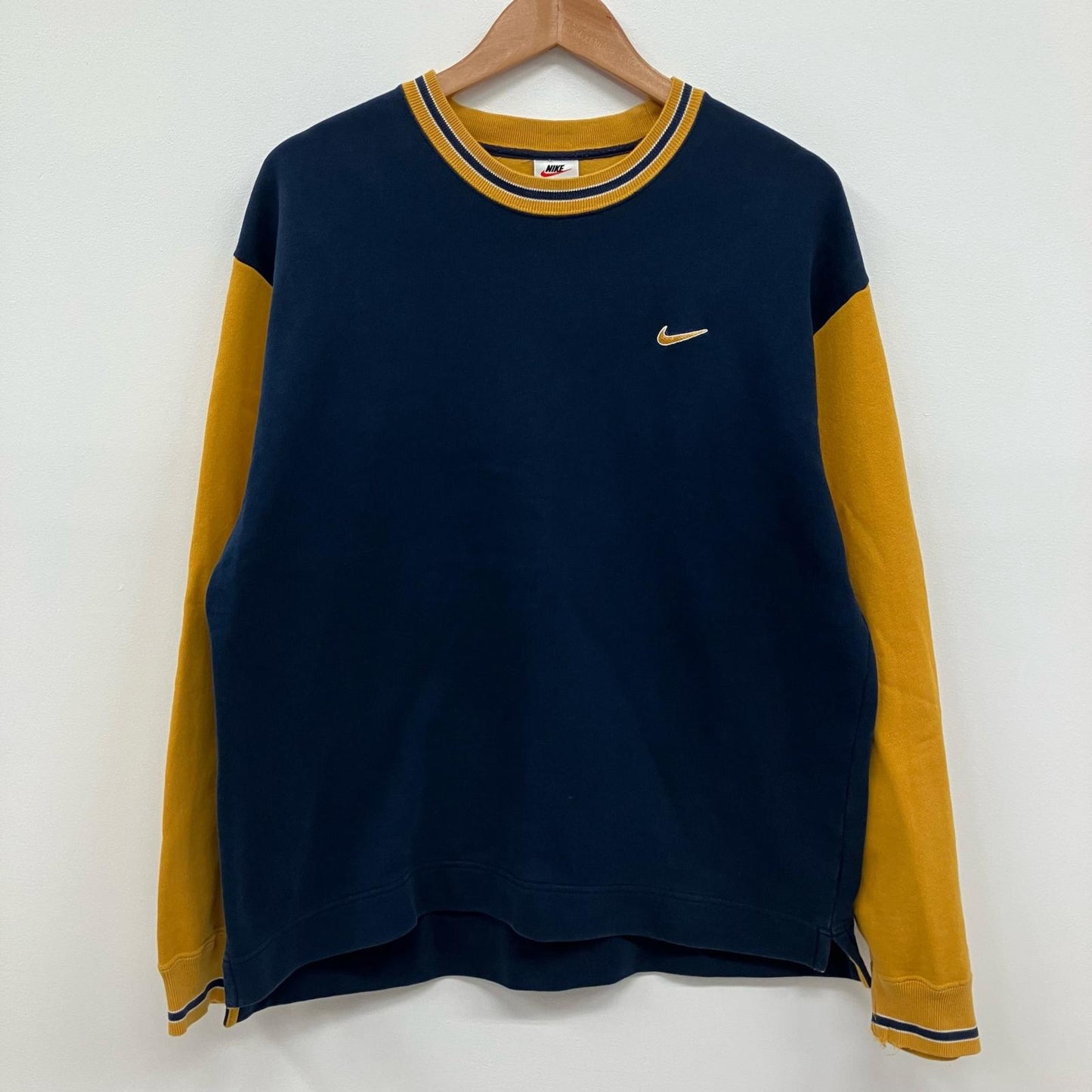 NIKE | ナイキ スウェット イエロー サイズ：L【イオン広店】