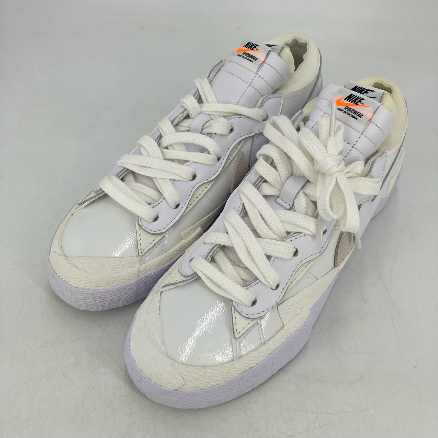 NIKE | ナイキ sacai × Nike Blazer Low? スニーカー DM6443-100 ホワイト 27cm【イオン広店】