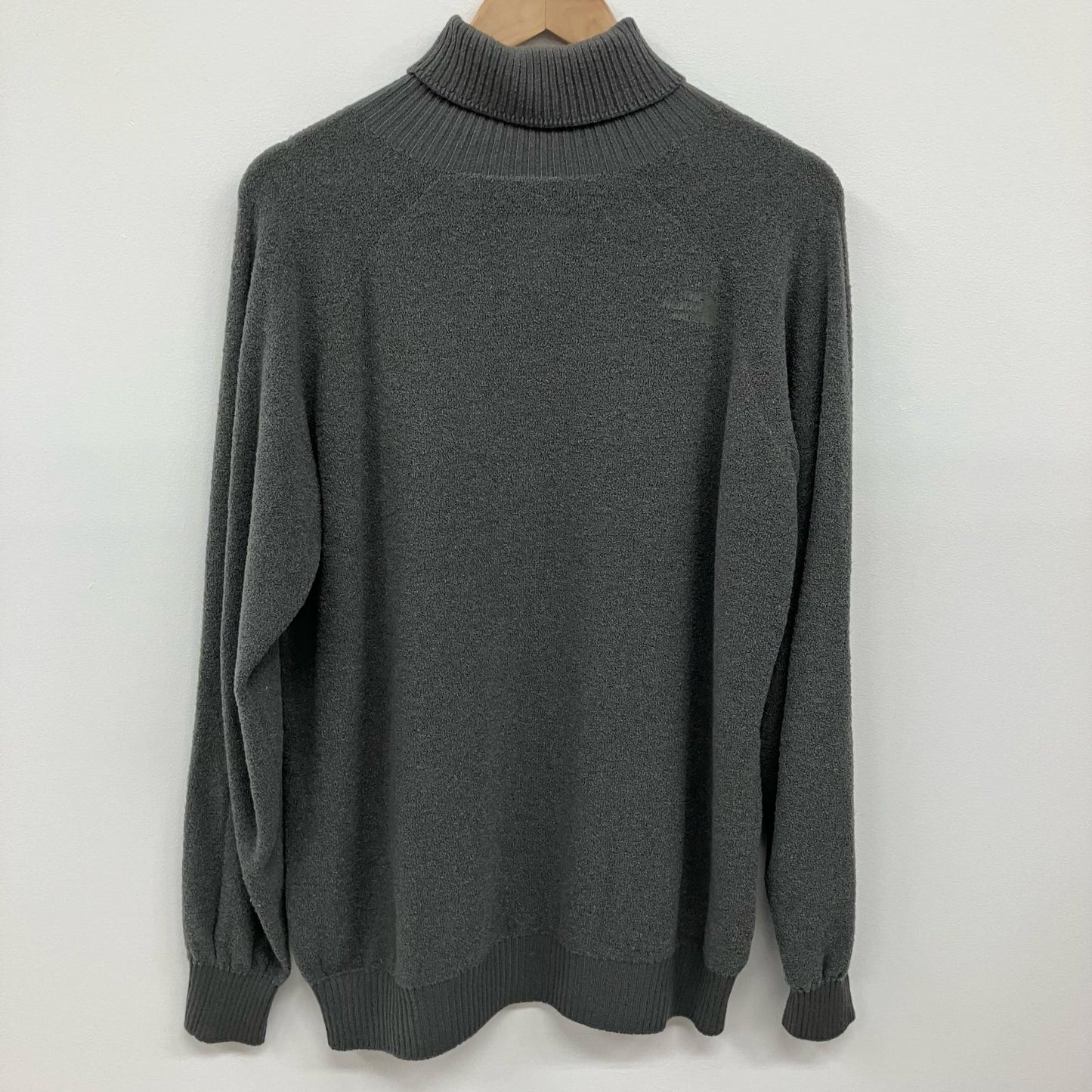 THE NORTH FACE | ザ・ノースフェイス コンフォーティブウールハイネック ニット NT62583R チャコールグレー サイズ：L【イオン広店】