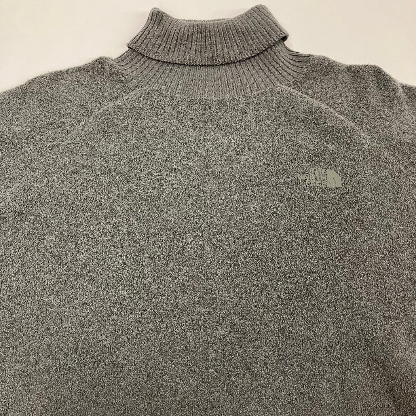 THE NORTH FACE | ザ・ノースフェイス コンフォーティブウールハイネック ニット NT62583R チャコールグレー サイズ：L【イオン広店】