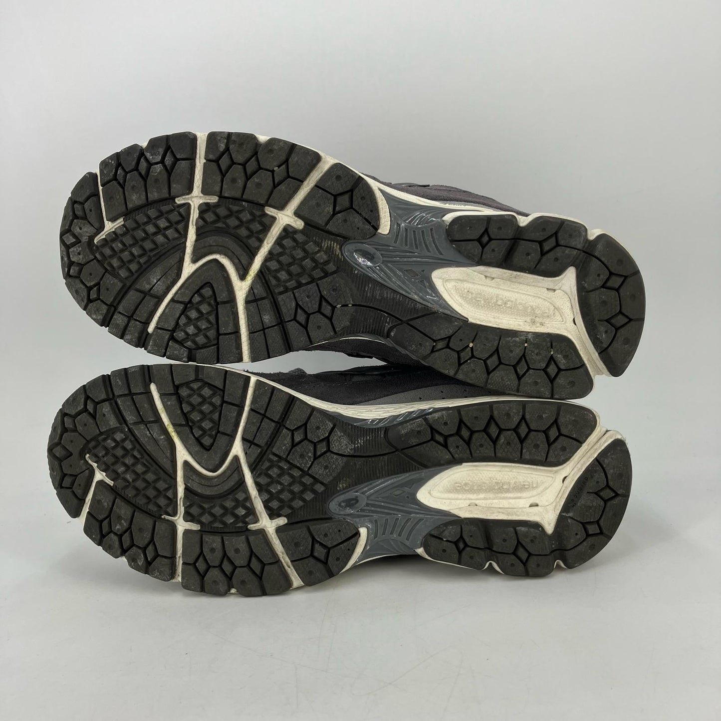 NEW BALANCE | ニューバランス 2002R スニーカー U2002RCB グレー 27.5cm【イオン広店】