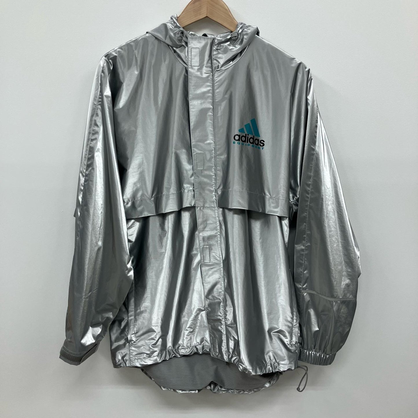 adidas | アディダス EQT MET WINDBREAKER マウンテンパーカー JN4526 シルバー サイズ：XL【イオン広店】