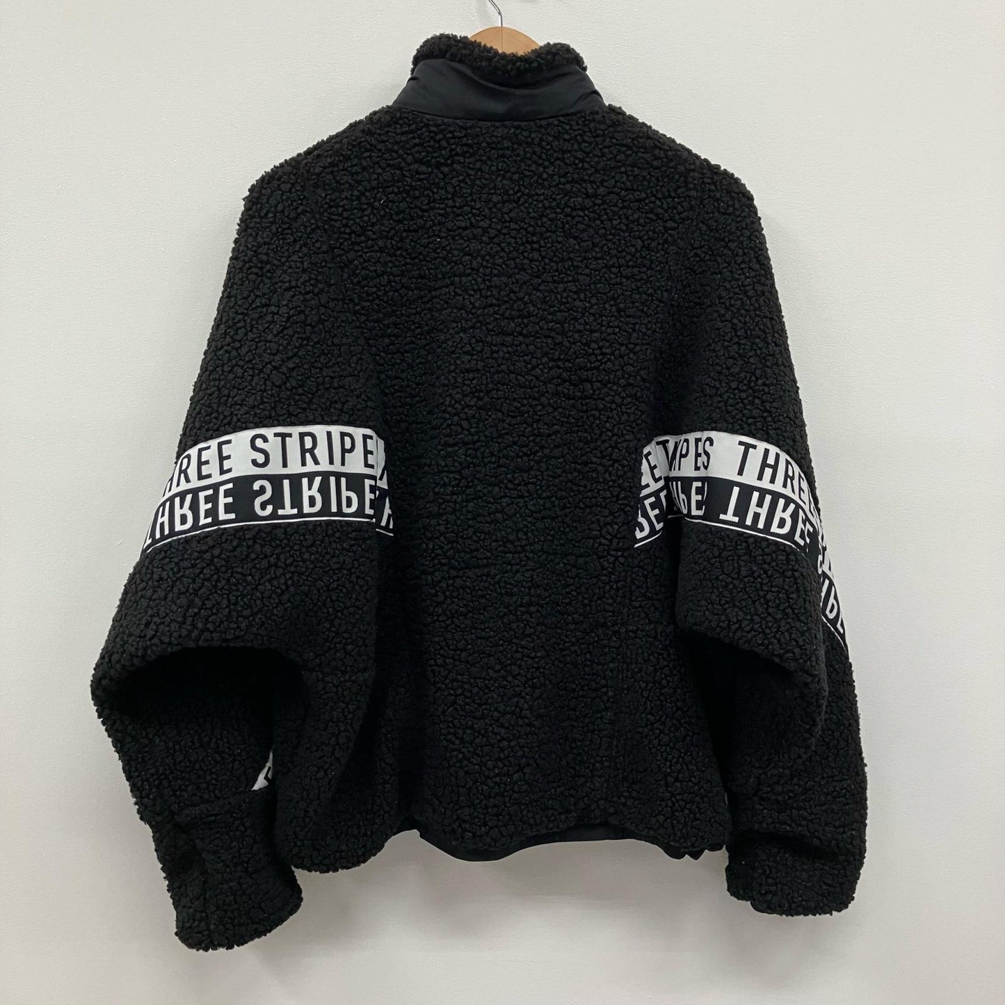 adidas | アディダス その他トップス GE0388 ブラック サイズ：M【イオン広店】