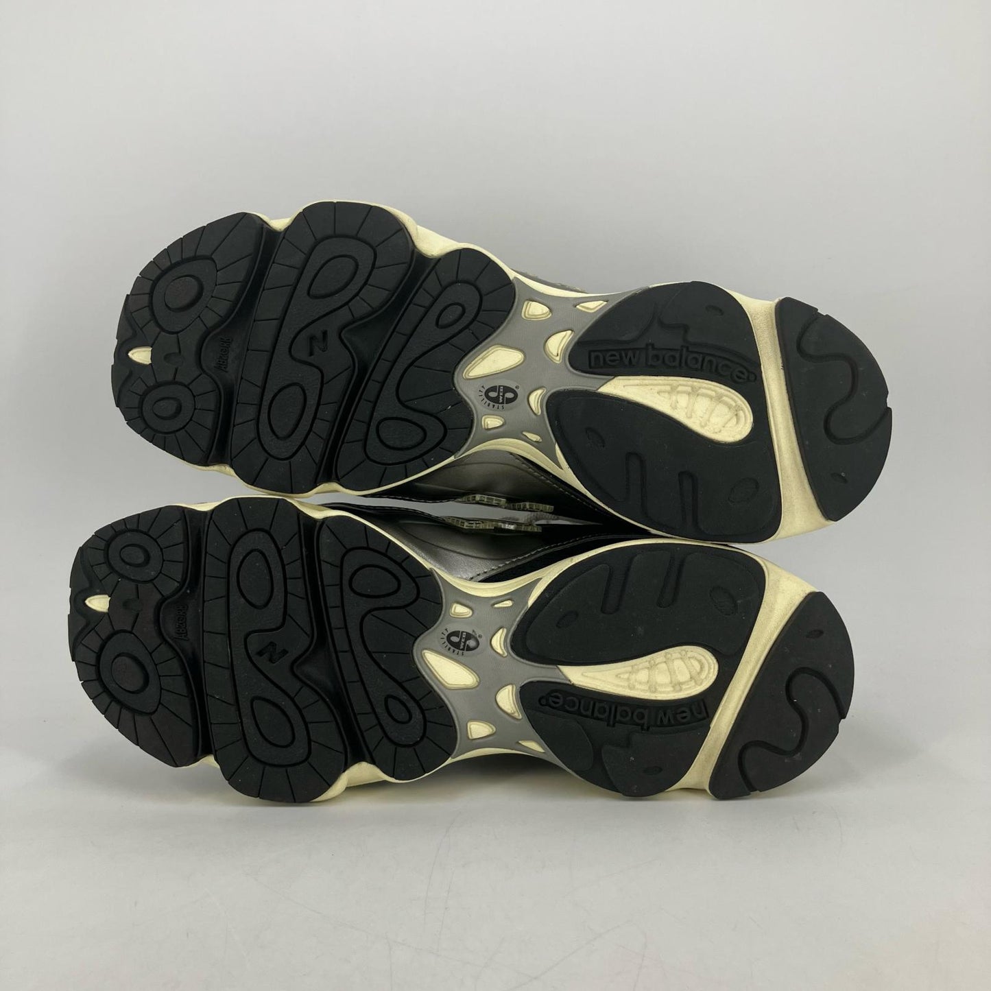 NEW BALANCE | ニューバランス New Balance 1000 スニーカー m1000sl シルバー 27cm【イオン広店】